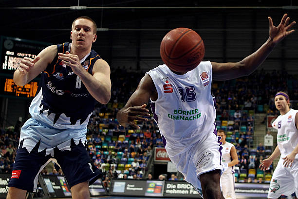 的对战既是 的对战既是